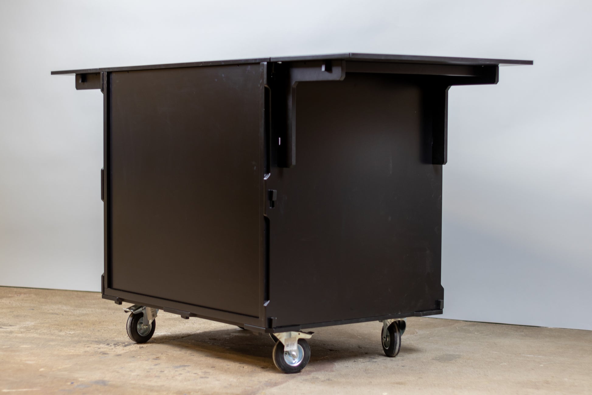 "Vendor Cart, Birch Plywood, Pop-Up Cart, Mobile Display Solution, Modern Portable, Easy Assembly, Customizable, Brand Identity, Business Owner Event Organizer, Food Truck, Street Vendor, Pop-Up Shop, Sustainable High-Quality, Lightweight, Durable, Minimalist Design, Brand Presence"